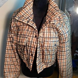 Zara Plaid cropped slug puffer jacket.